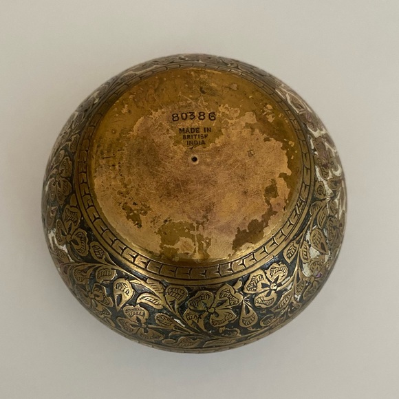 Vintage Elephant Claw Temple Bell & Stand Brass Floral Shamrock Boho Spiritual - Picture 8 of 11